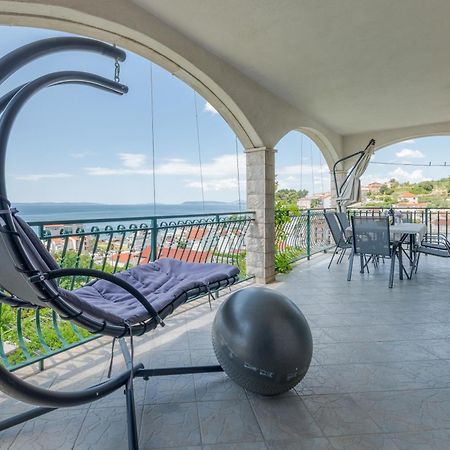 Apartman Aurelia Podstrana Ruang foto