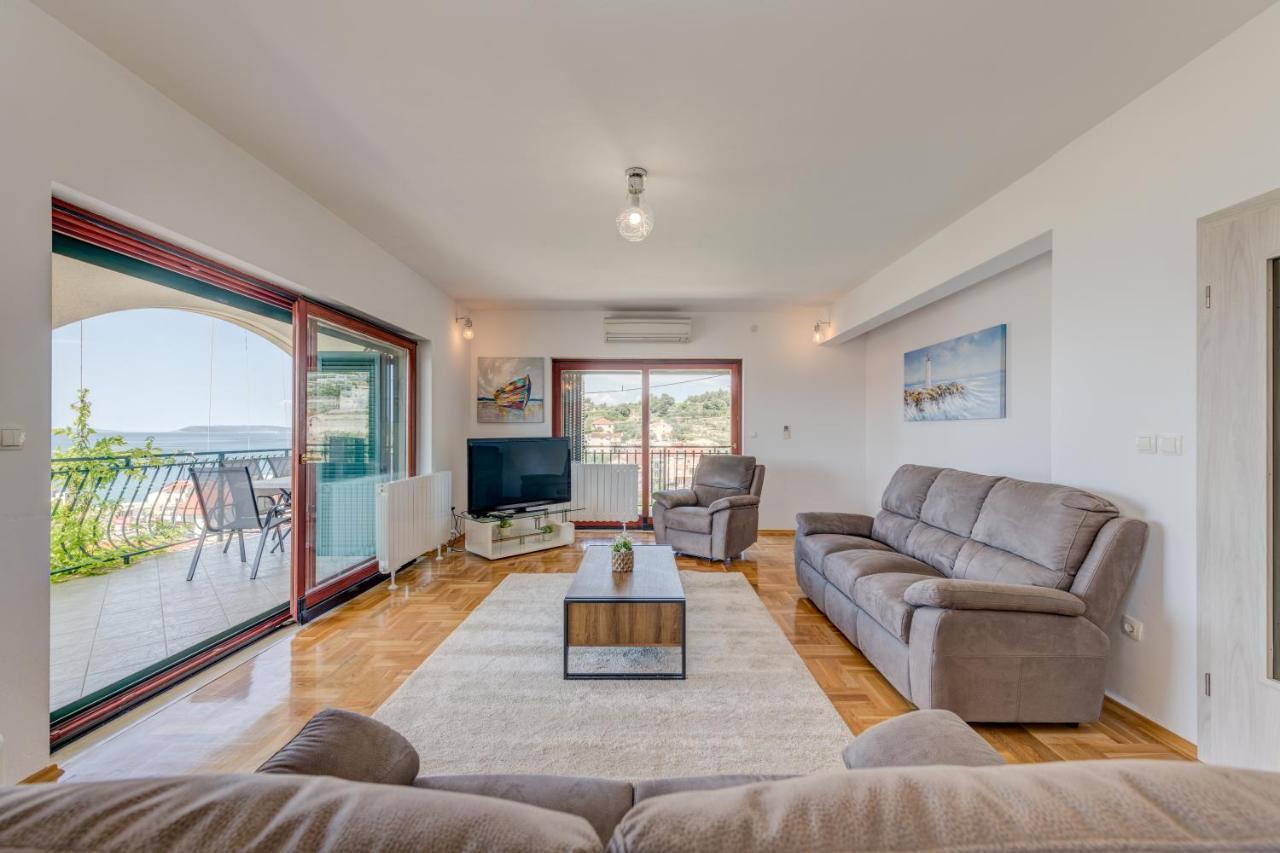 Apartman Aurelia Podstrana Bagian luar foto
